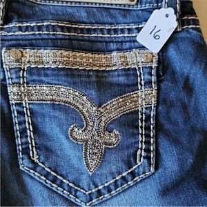 Rock Revival Blue Jeans with Silver Embellishments so 31 bling bling gotta see 💗